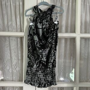 😉Bundle Days😉 Women’s Juniors Halter Top Floral Animal Print Silky